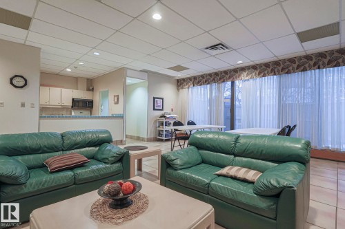 302 8340 Jasper Avenue Nw, Edmonton, AB - Indoor Photo Showing Living Room