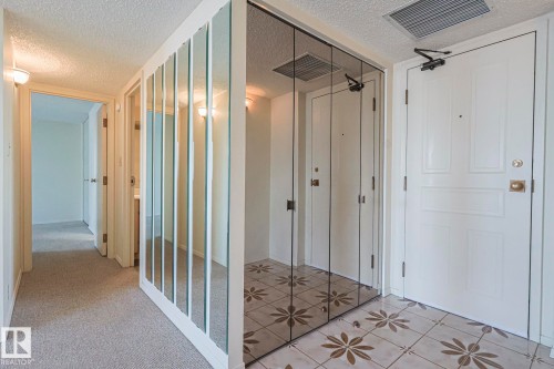 302 8340 Jasper Avenue Nw, Edmonton, AB - Indoor Photo Showing Other Room