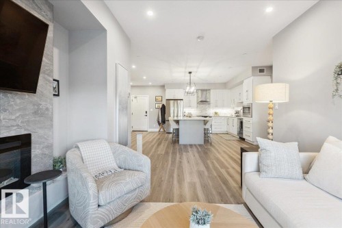 301 7463 May Common, Edmonton, AB - Indoor