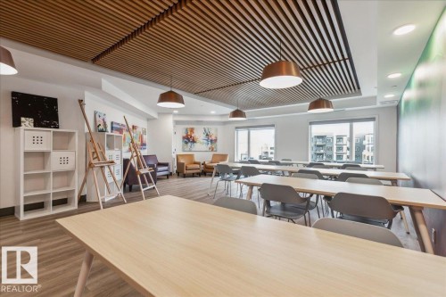 301 7463 May Common, Edmonton, AB - Indoor Photo Showing Dining Room