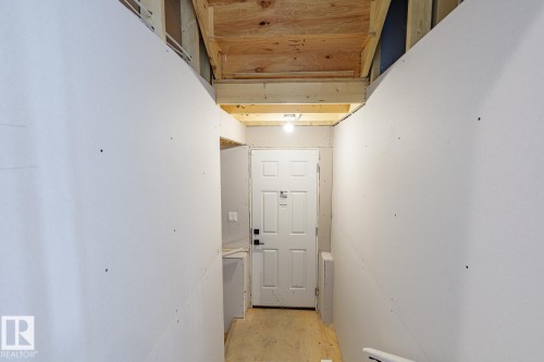 6235 175 Avenue, Edmonton, AB - Indoor Photo Showing Other Room