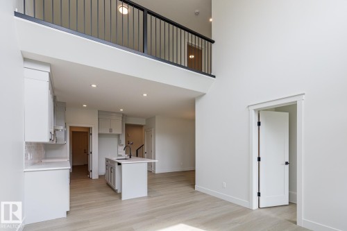 6235 175 Avenue, Edmonton, AB - Indoor Photo Showing Kitchen