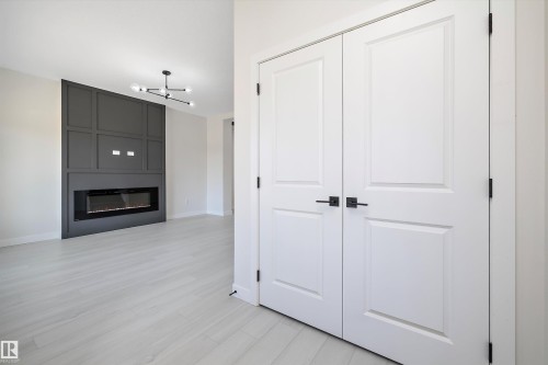 2113 Crossbill Lane, Edmonton, AB - Indoor With Fireplace