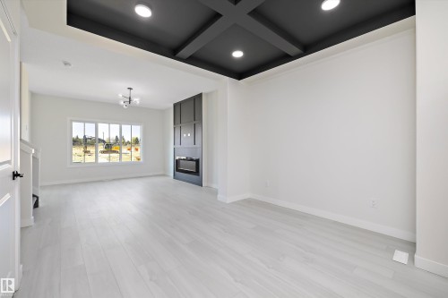 2113 Crossbill Lane, Edmonton, AB - Indoor