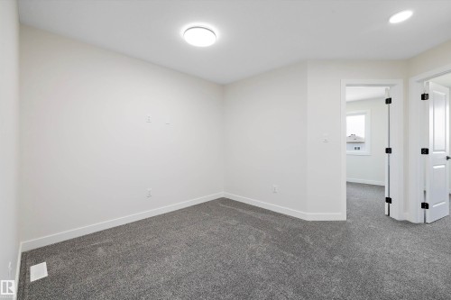 2113 Crossbill Lane, Edmonton, AB - Indoor Photo Showing Other Room