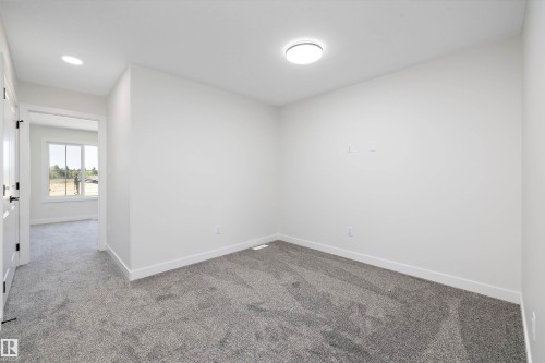2113 Crossbill Lane, Edmonton, AB - Indoor Photo Showing Other Room