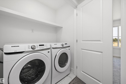 2113 Crossbill Lane, Edmonton, AB - Indoor Photo Showing Laundry Room