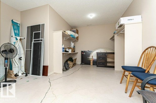 17 577 Butterworth Way, Edmonton, AB - Indoor