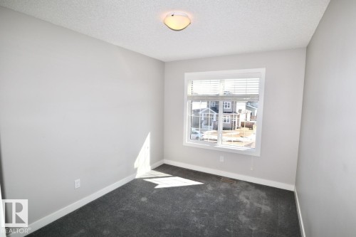 46 Durrand Bend, Fort Saskatchewan, AB - Indoor Photo Showing Other Room
