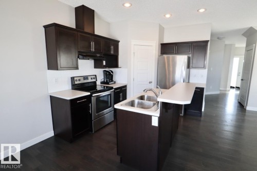 46 Durrand Bend, Fort Saskatchewan, AB - Indoor Photo Showing Kitchen With Double Sink