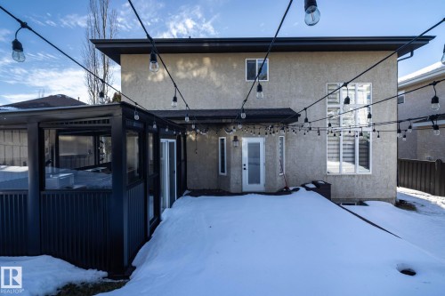 926 Thompson Place, Edmonton, AB - Outdoor