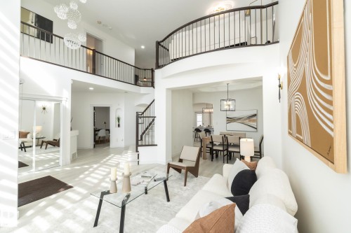 926 Thompson Place, Edmonton, AB - Indoor