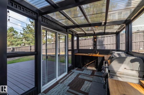 926 Thompson Place, Edmonton, AB -  With Exterior