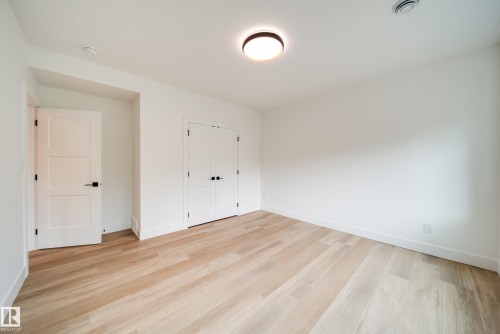 21 20425 93 Avenue, Edmonton, AB - Indoor Photo Showing Other Room