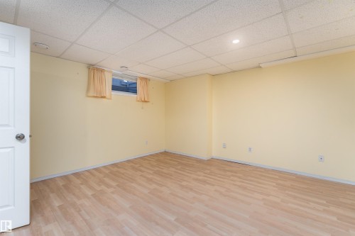 1204 Gillespie Crescent, Edmonton, AB 