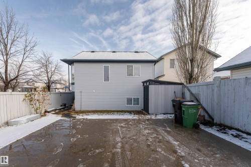 1204 Gillespie Crescent, Edmonton, AB 