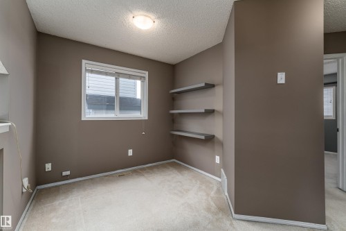 1204 Gillespie Crescent, Edmonton, AB - Indoor Photo Showing Other Room
