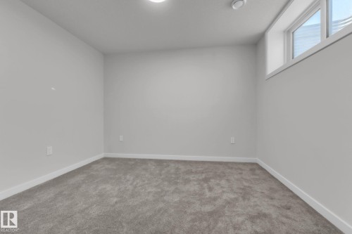 37 Sienna Boulevard, Fort Saskatchewan, AB - Indoor Photo Showing Other Room