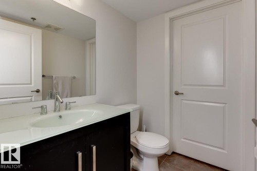 205 9316 82 Avenue, Edmonton, AB - Indoor Photo Showing Bathroom