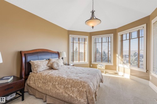 129 Riverview Crescent, Rural Sturgeon County, AB - Indoor Photo Showing Bedroom
