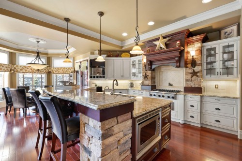 129 Riverview Crescent, Rural Sturgeon County, AB - Indoor Photo Showing Kitchen With Upgraded Kitchen