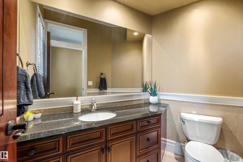 129 Riverview Crescent, Rural Sturgeon County, AB - Indoor Photo Showing Bathroom