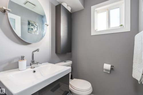 6012 187 Street, Edmonton, AB - Indoor Photo Showing Bathroom