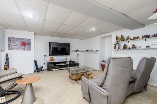 6012 187 Street, Edmonton, AB - Indoor