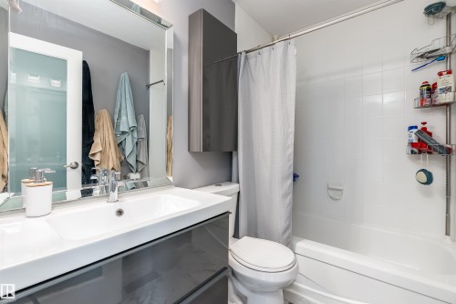 6012 187 Street, Edmonton, AB - Indoor Photo Showing Bathroom