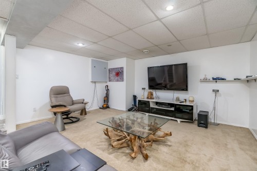6012 187 Street, Edmonton, AB - Indoor