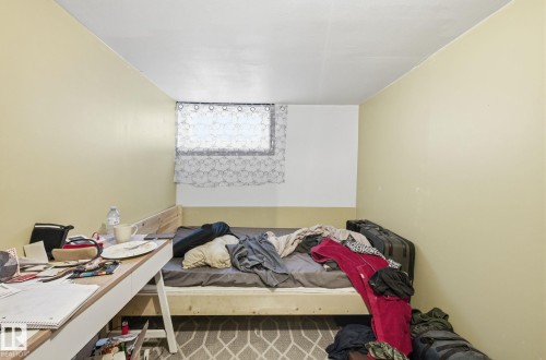 View of bedroom - 11515 101 Street, Edmonton, AB - Indoor