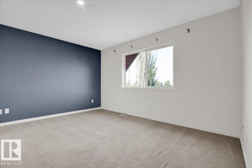 4074 33A Street, Edmonton, AB - Indoor Photo Showing Other Room