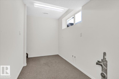 4074 33A Street, Edmonton, AB - Indoor Photo Showing Other Room