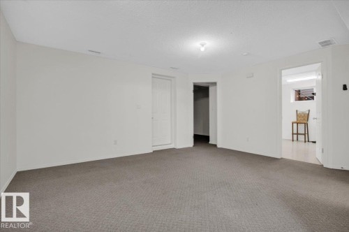 4074 33A Street, Edmonton, AB - Indoor Photo Showing Other Room