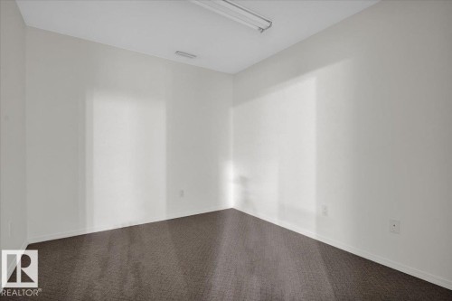 4074 33A Street, Edmonton, AB - Indoor Photo Showing Other Room