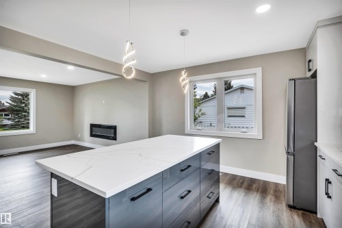 12904 95A Street, Edmonton, AB - Indoor Photo Showing Other Room