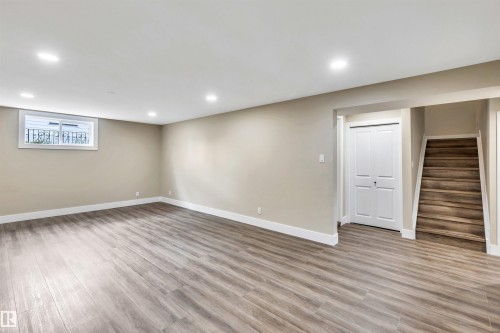 12904 95A Street, Edmonton, AB - Indoor