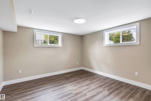 12904 95A Street, Edmonton, AB - Indoor Photo Showing Other Room
