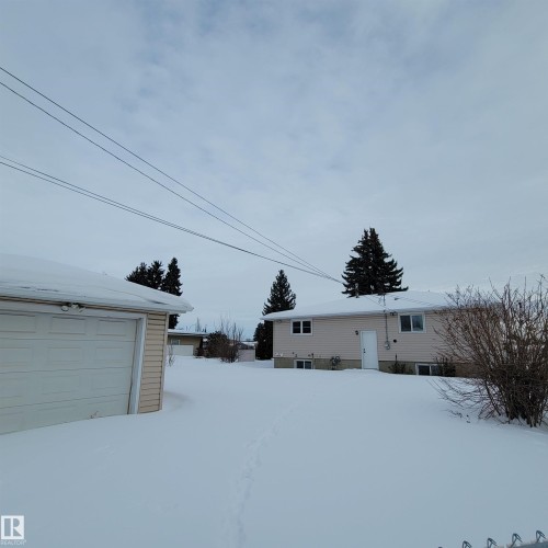 12904 95A Street, Edmonton, AB - Outdoor