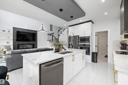 5343 Kimball Place, Edmonton, AB 