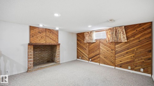 10478 21 Avenue, Edmonton, AB - Indoor With Fireplace