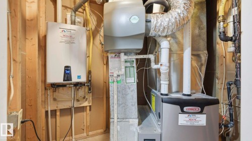 10478 21 Avenue, Edmonton, AB - Indoor Photo Showing Basement