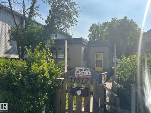 11617 81 Street, Edmonton, AB - Outdoor