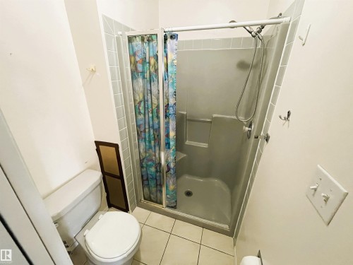 #6 Lakeview Crescent, Cold Lake, AB - Indoor Photo Showing Bathroom