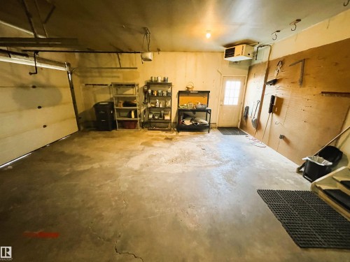 #6 Lakeview Crescent, Cold Lake, AB - Indoor Photo Showing Garage