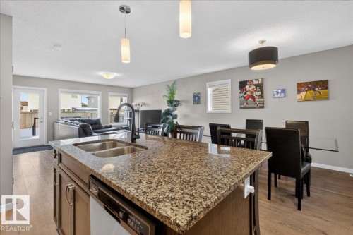 5220 20 Avenue Sw, Edmonton, AB - Indoor Photo Showing Kitchen With Double Sink