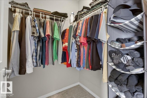 5220 20 Avenue Sw, Edmonton, AB - Indoor With Storage