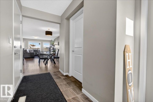 5220 20 Avenue Sw, Edmonton, AB - Indoor Photo Showing Other Room