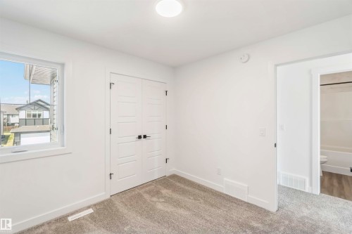 19 Springbrook Wynd, Spruce Grove, AB - Indoor Photo Showing Other Room