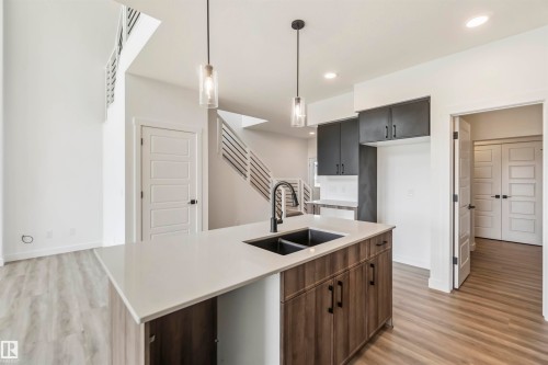 19 Springbrook Wynd, Spruce Grove, AB - Indoor Photo Showing Kitchen With Double Sink